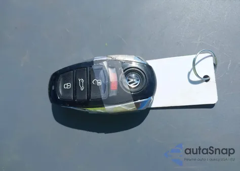 2016 Volkswagen Touareg Vr6 Lux from USA, damaged, VIN WVGEF9BP5GD010864